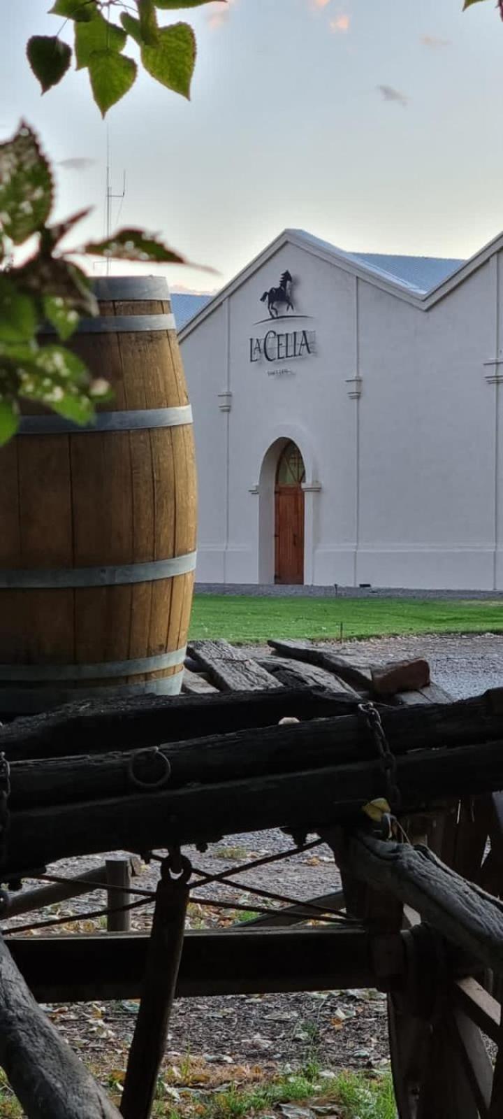Posada La Celia Eugenio Bustos Ngoại thất bức ảnh